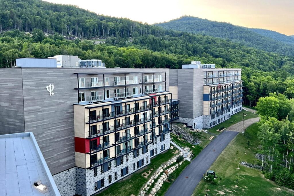 Vue extérieur du club med de charlevoix